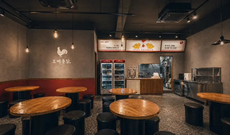 오빠통닭 매장 내부 전경